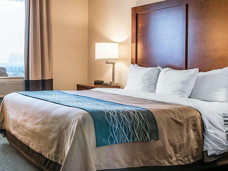 Bluffton Inn & Suites מראה חיצוני תמונה
